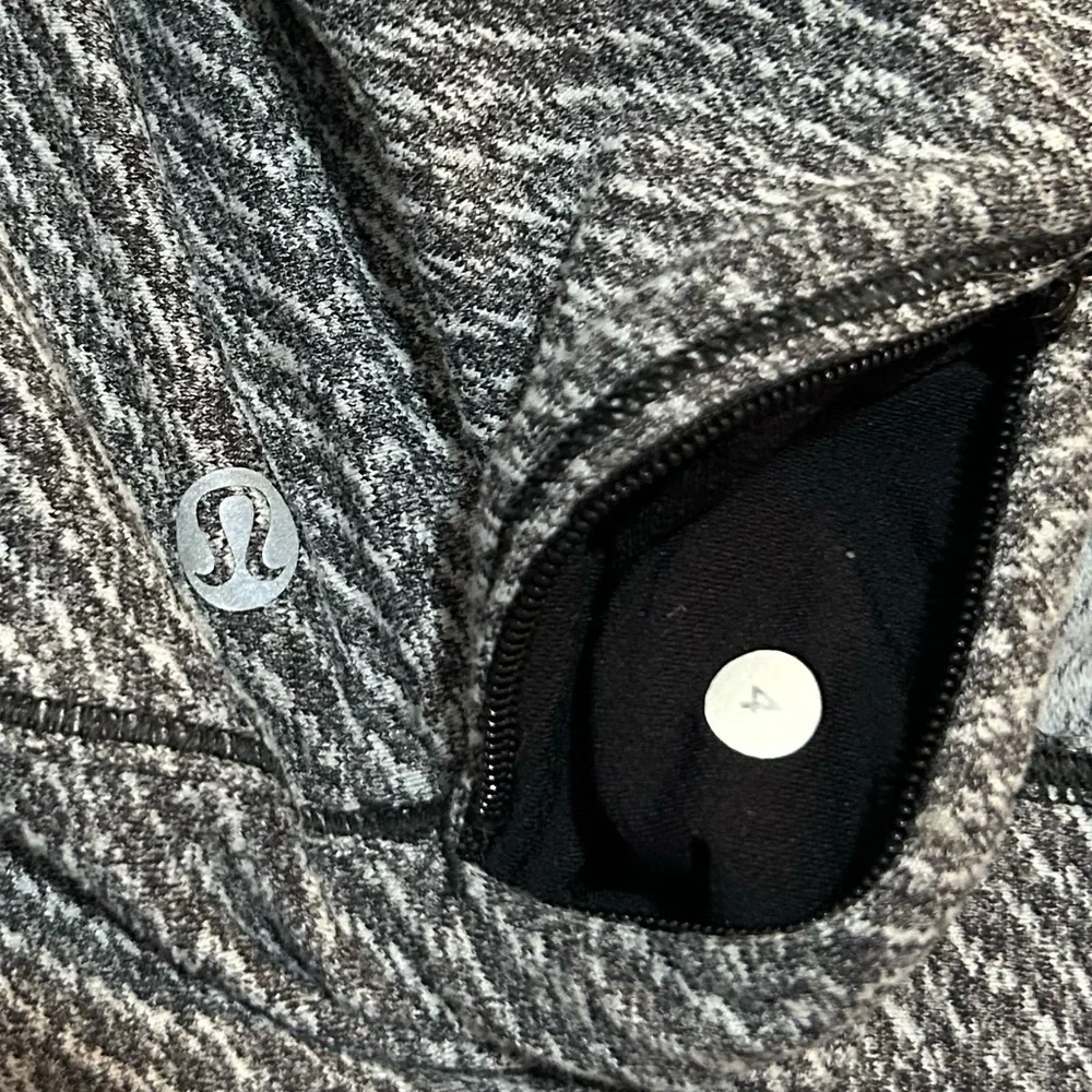Lululemon Rush Hour Long Sleeve Crewneck Workout Shirt RULU